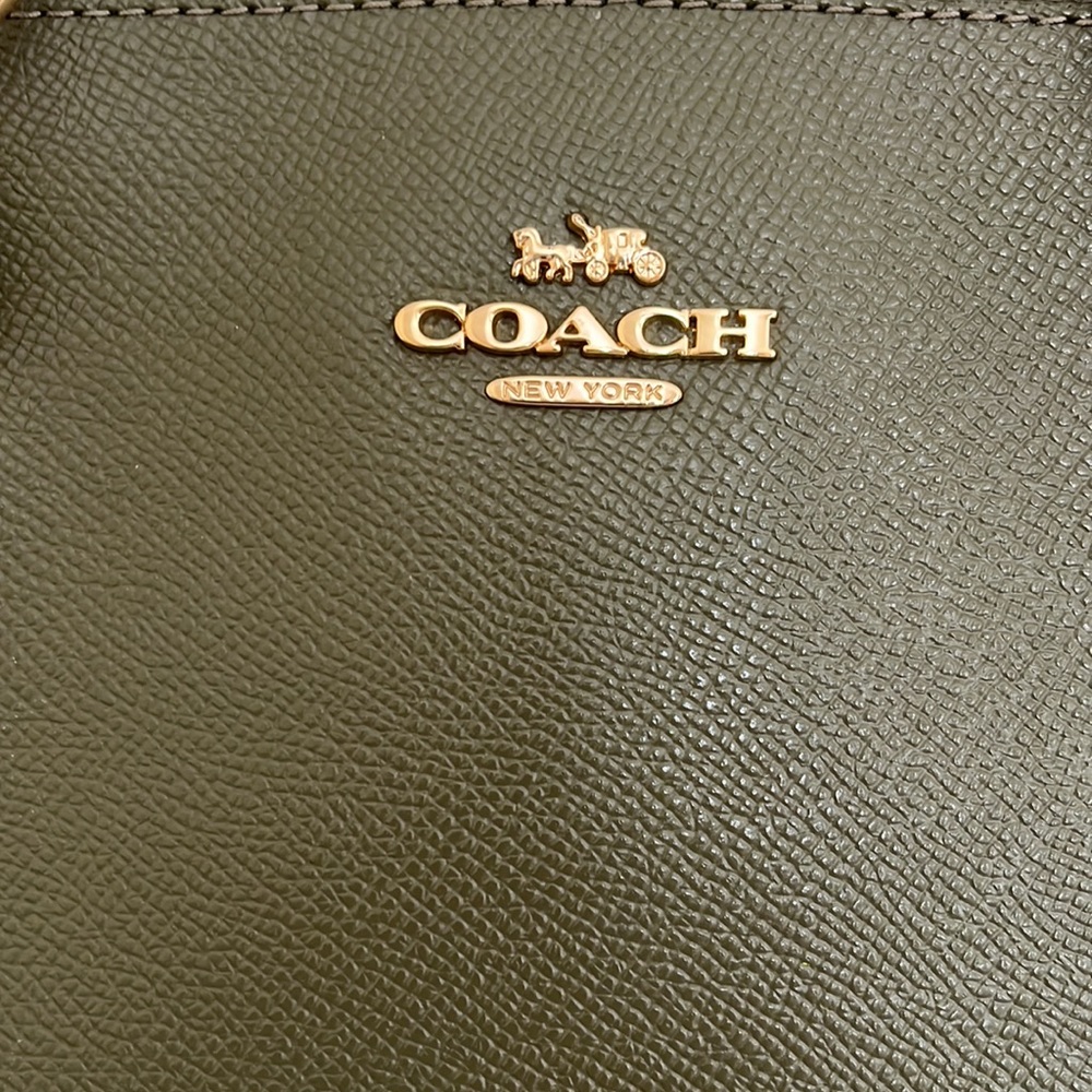 Coach Green Handbag - Picture 2 of 13